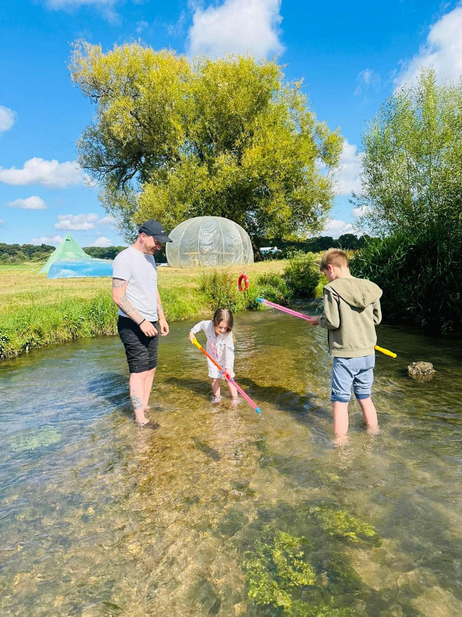 Hertford Farm With Wood Burner Pet Friendly Fire Pit Bbq *